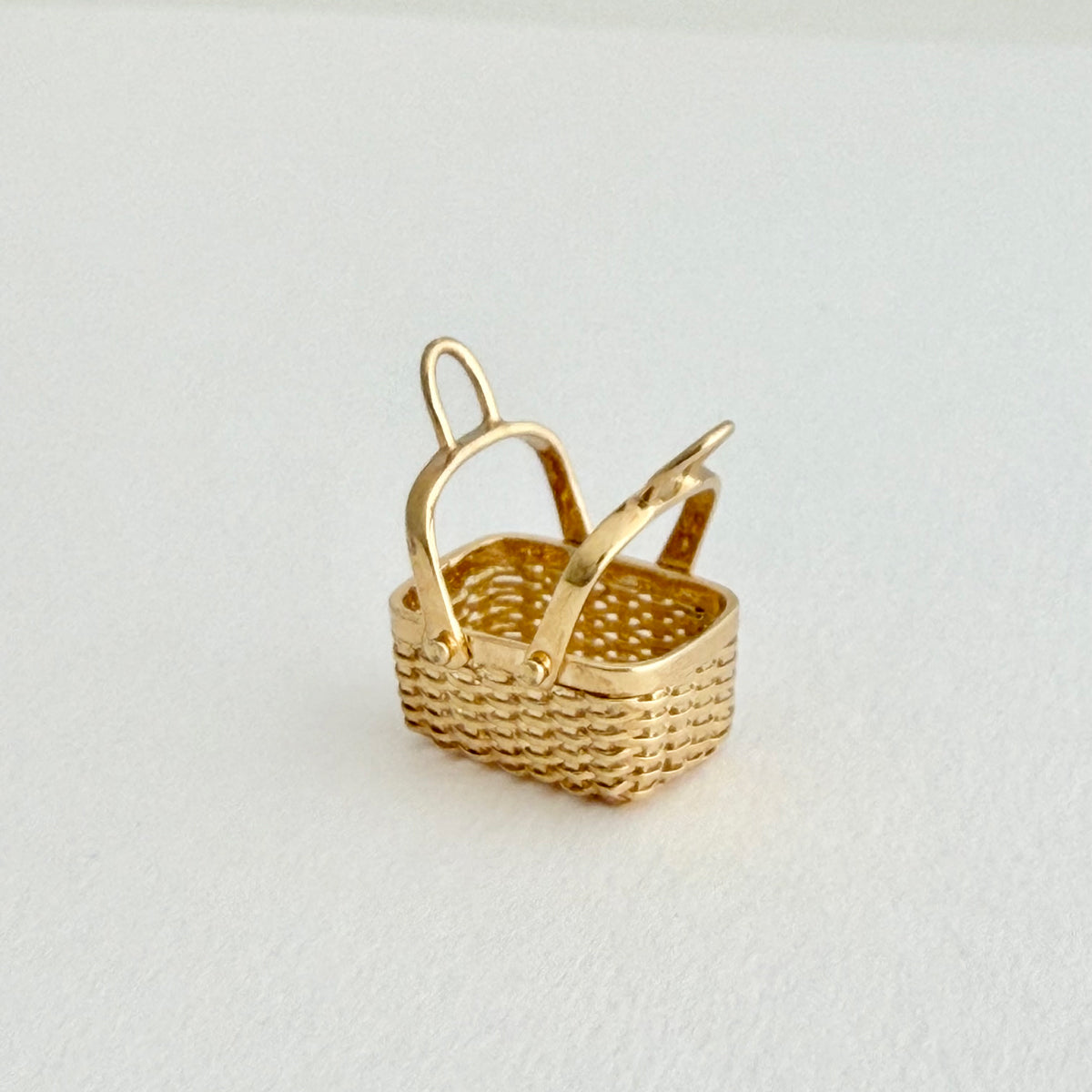 14K Basket Charm