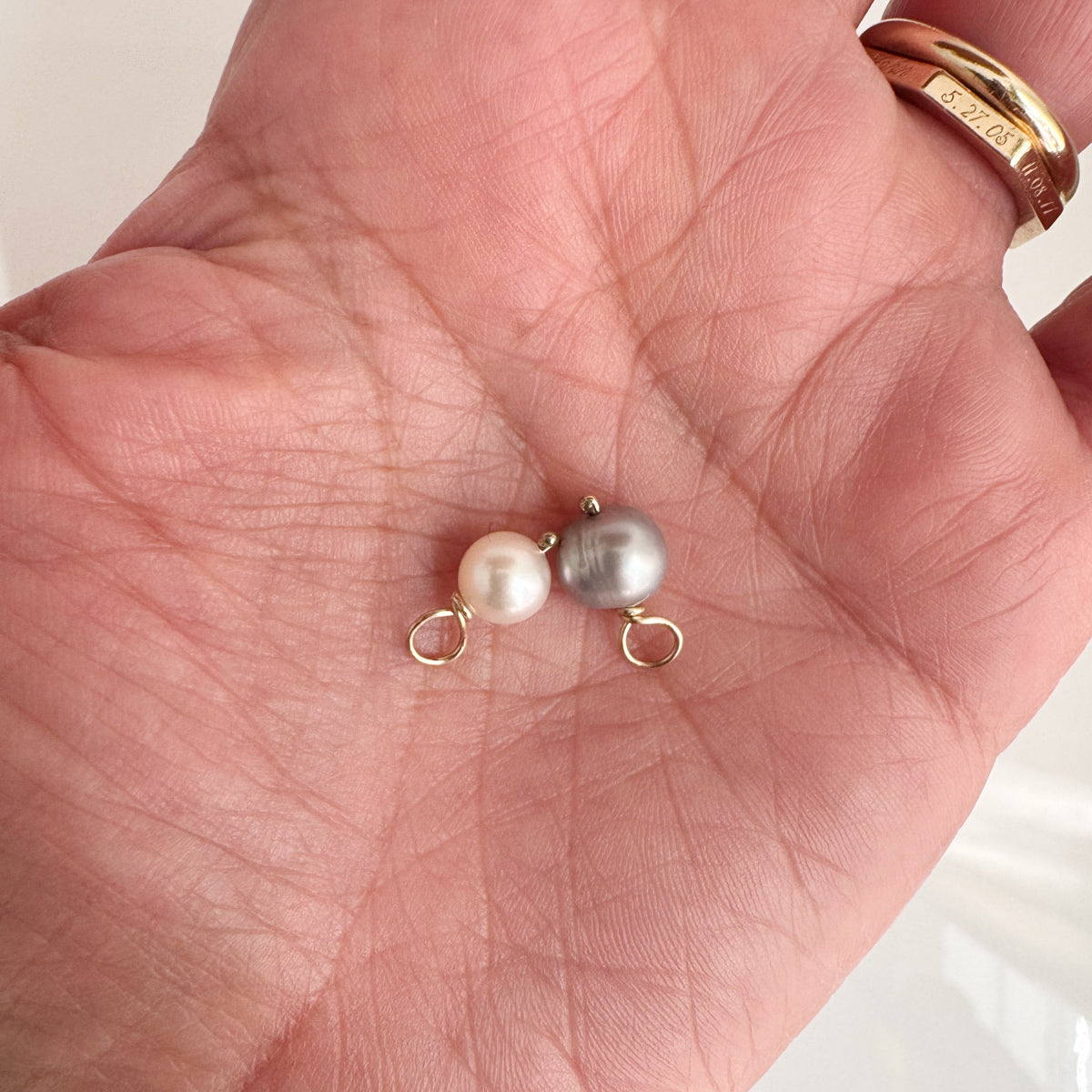 14K 7 mm Gray Fresh Water Pearl Charm - Vana Chupp Studio