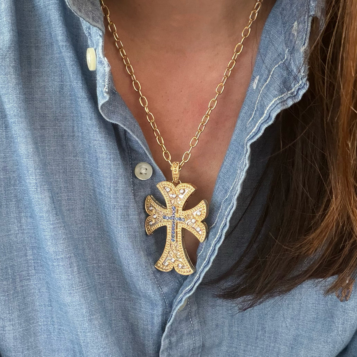 14K Ornate Cross Pendant