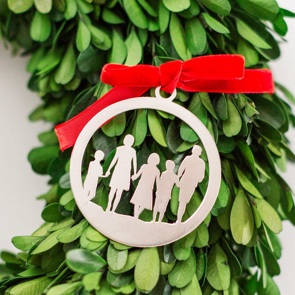 Silhouette Ornament - Family - Vana Chupp Studio