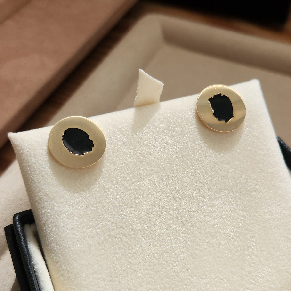 Silhouette Gold Cufflinks