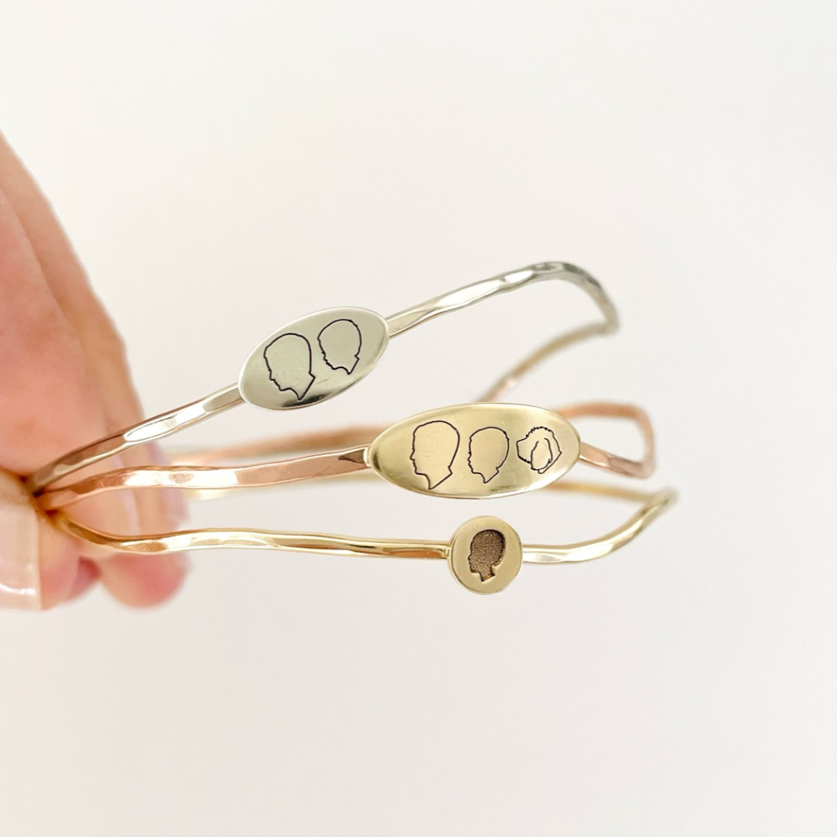 The Organic Circle Silhouette Bangle