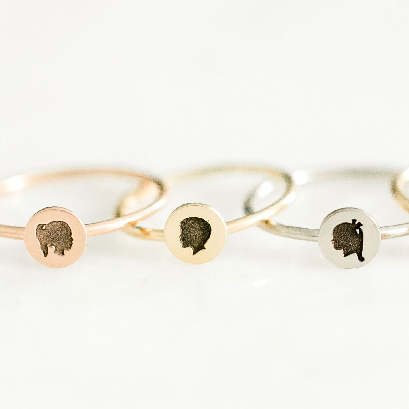 14K Engraved Silhouette Dot Ring - Vana Chupp Studio