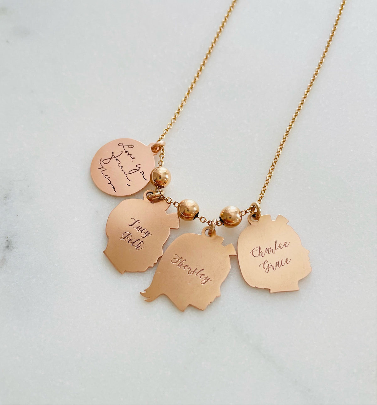 Personalized Medallion - Medium - Vana Chupp Studio