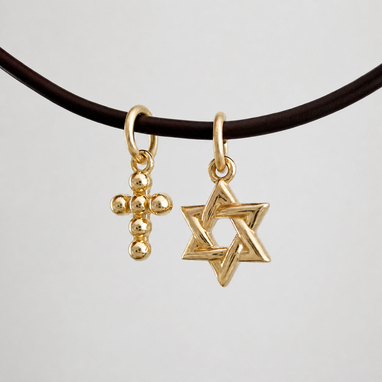 10K Petite Beaded Cross