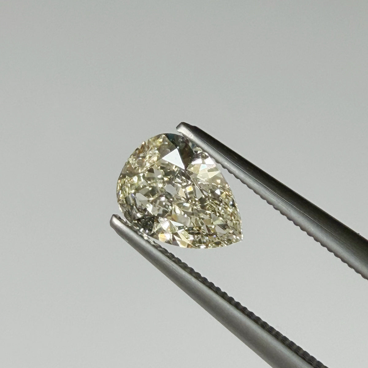 The 1.23 ct Pear Shape Antique Diamond