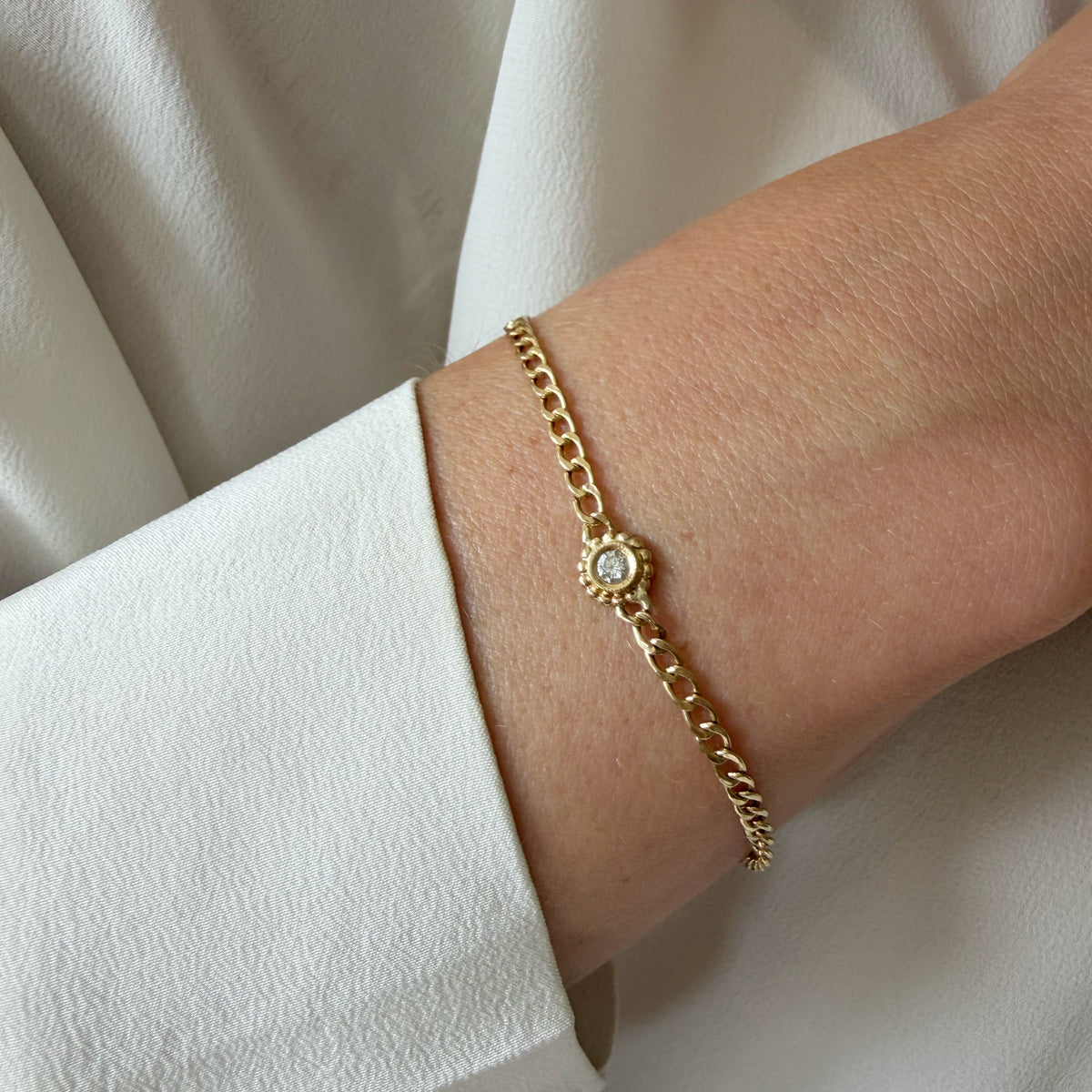 14K Yellow Gold Diamond Bezel Set Cable Link Bracelet - 6.5 inch
