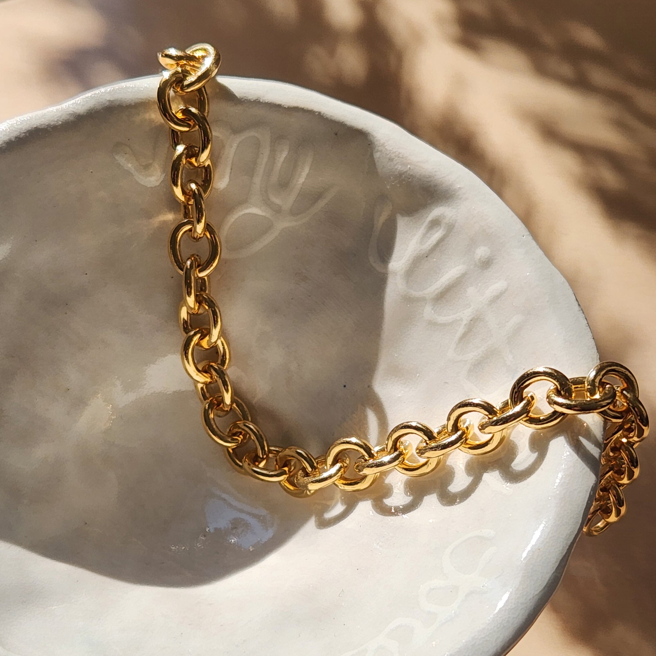 14K Gold Filled Round Link Bracelet - Vana Chupp Studio