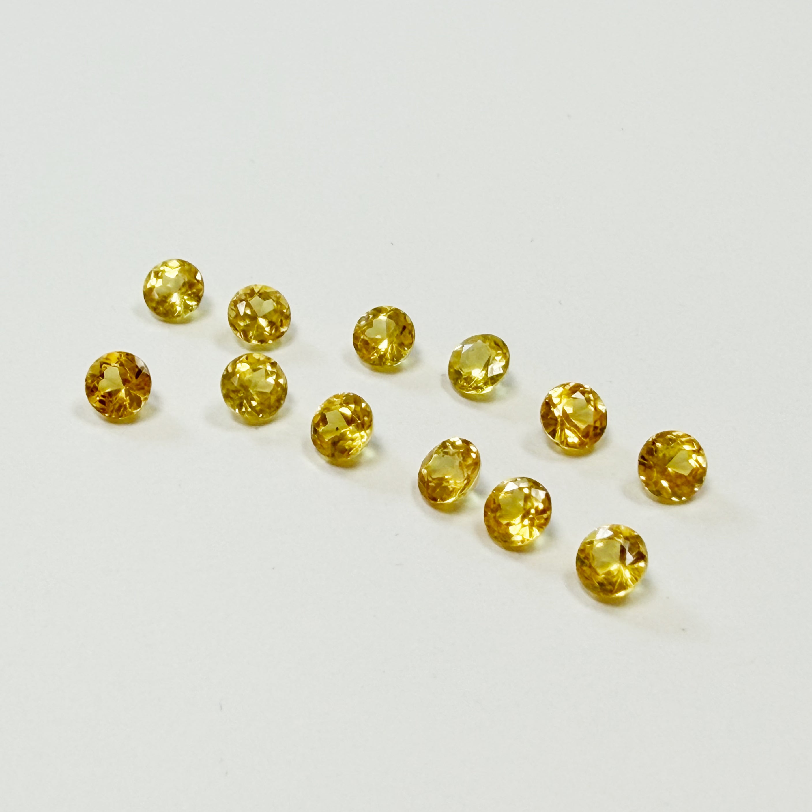 Parcel of 12 Round Natural Yellow Sapphires - 5.0 CTW