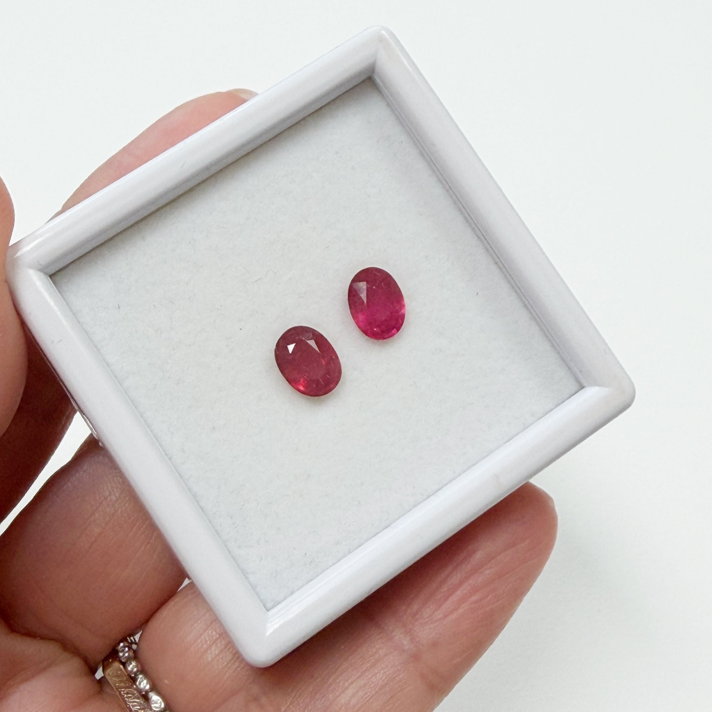 Pair of 8x6 mm Oval Fissure Filled Rubies - 3.20 CT
