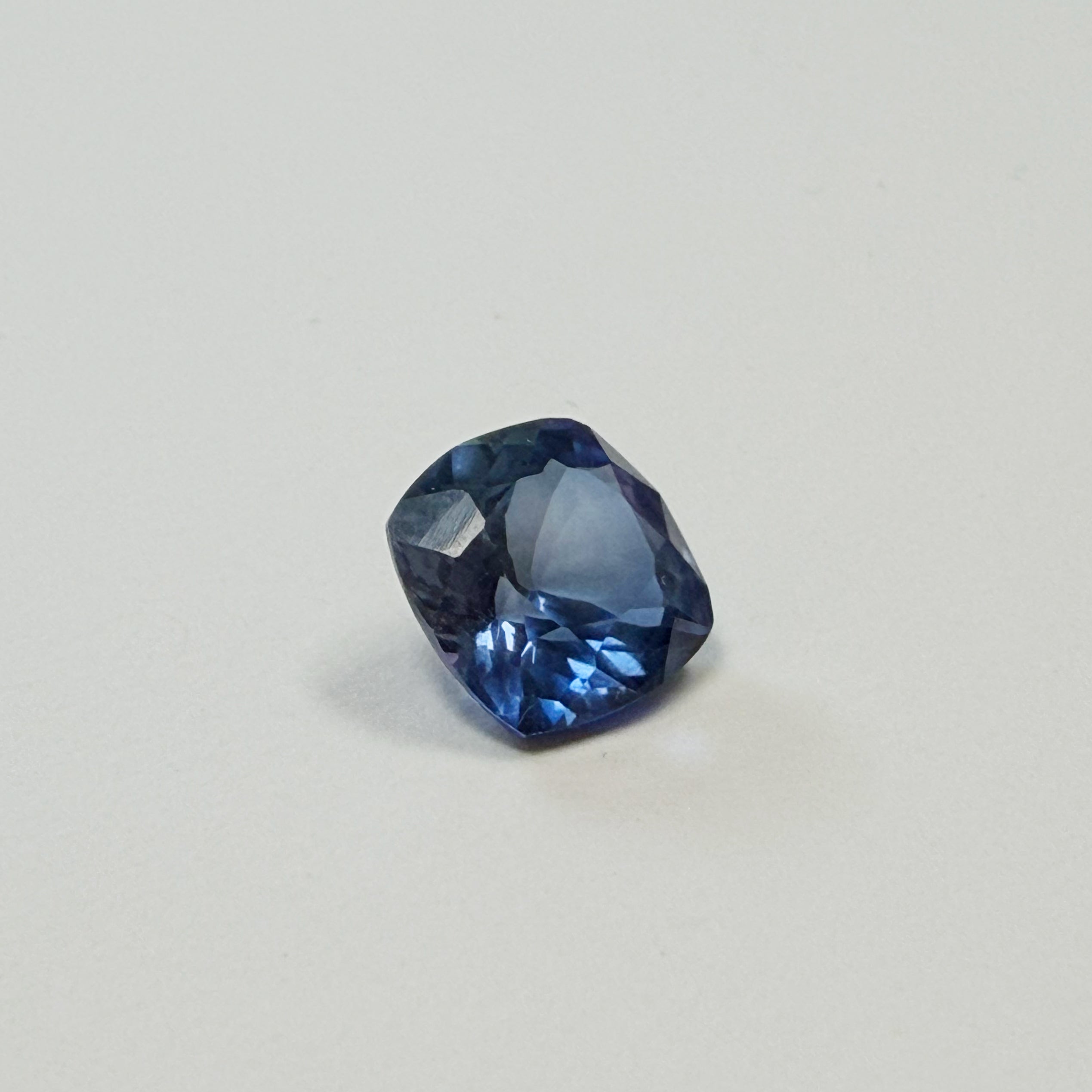 10x10 mm Cushion Faceted Lab-Grown Blue Sapphire - 5.10 CT