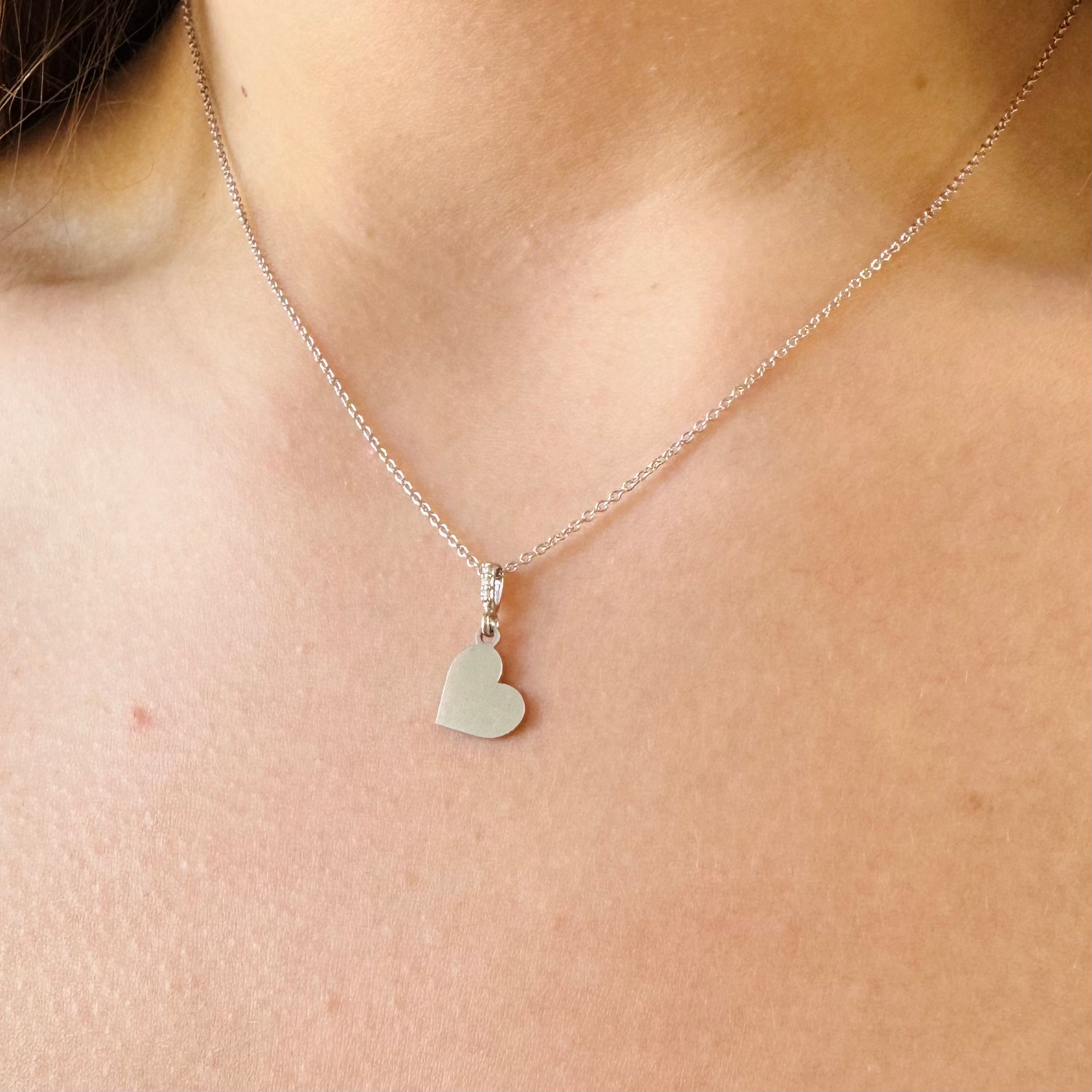 14K White Gold Tiny Heart Necklace - Sample Sale