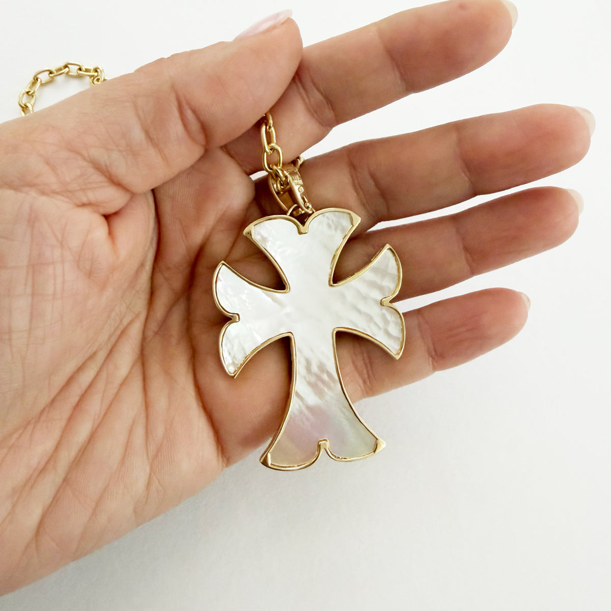 14K Ornate Cross Pendant