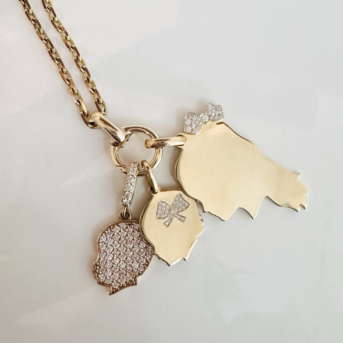 Round Push In Charm Holder With Bail