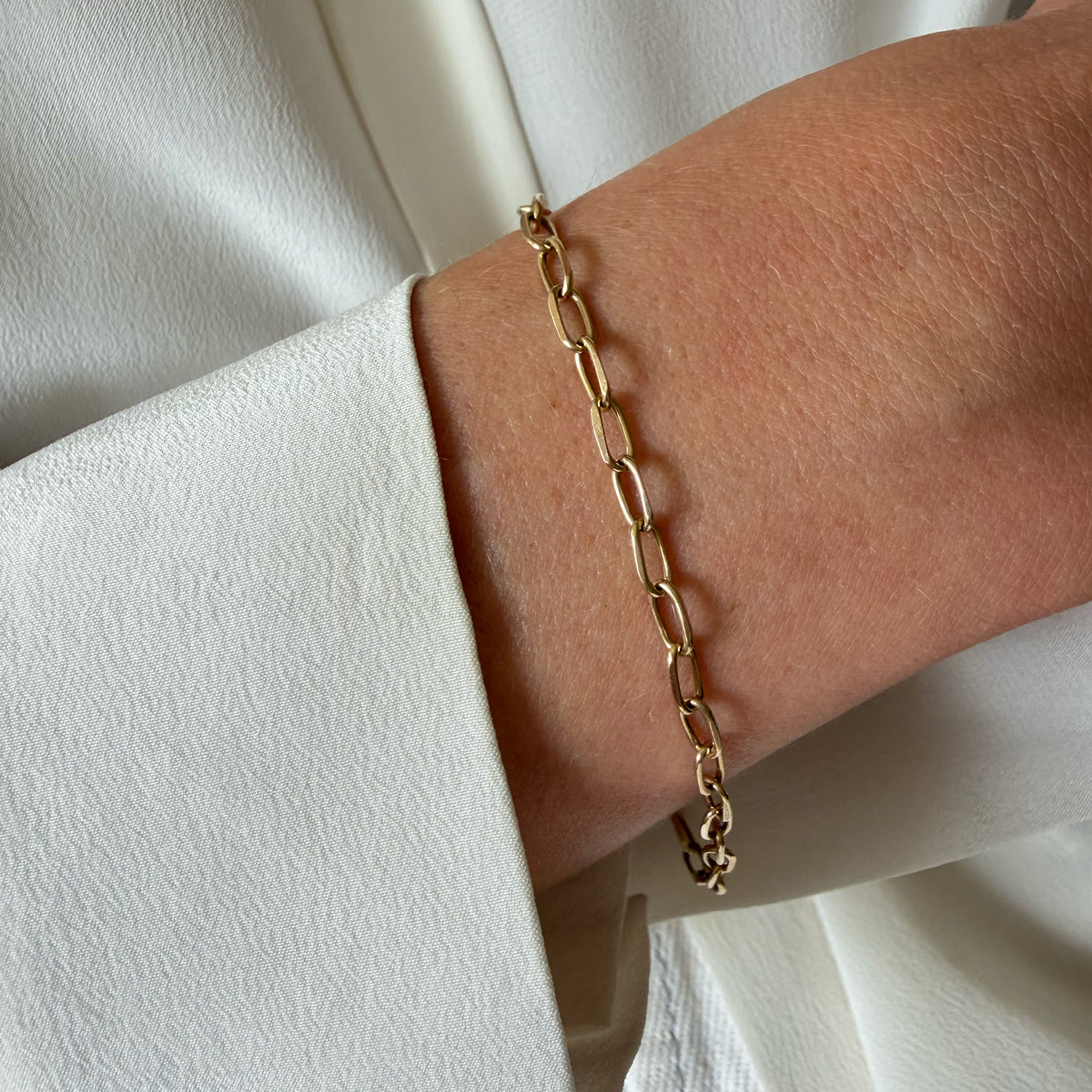 14K Yellow Gold Oval Link Charm Bracelet - 7.5 inch