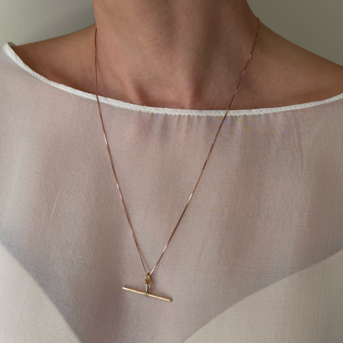 14K Rose Gold T-Bar Adjustable Necklace - 16-22 inch