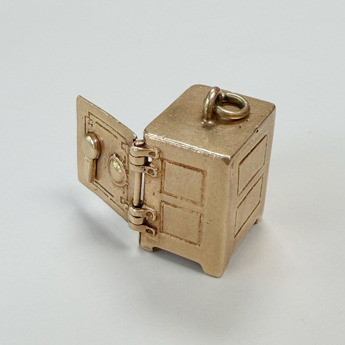 14K Gold Vintage 3D Vault Charm