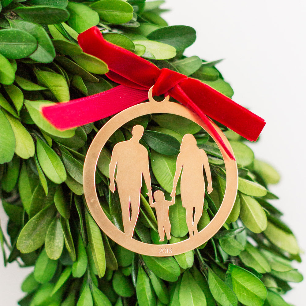 Silhouette Ornament - Family - Vana Chupp Studio