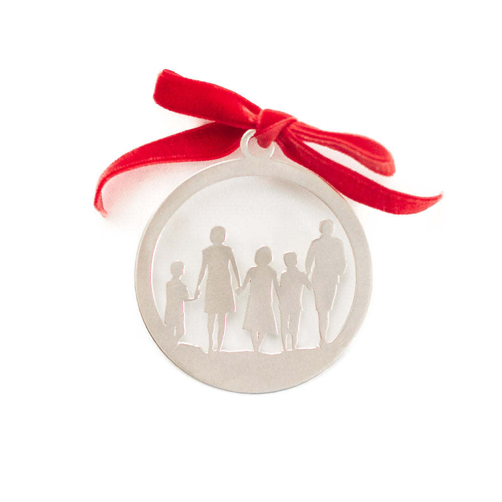 Silhouette Ornament - Family - Vana Chupp Studio
