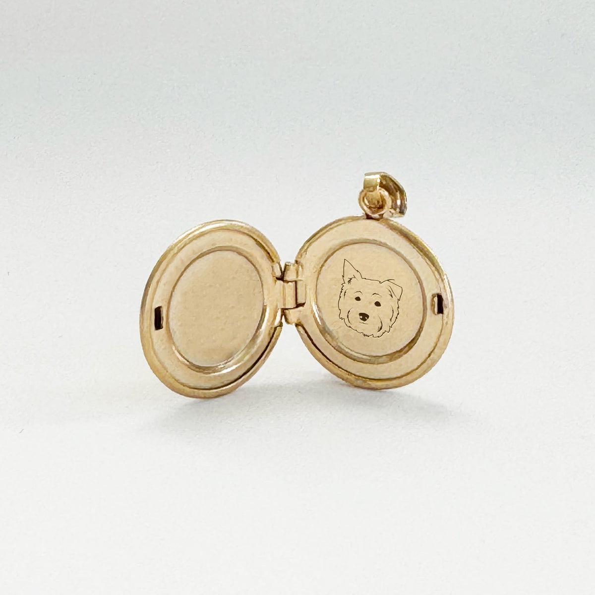 14k Yellow Gold Petite Silhouette Locket Necklace - Vana Chupp Studio
