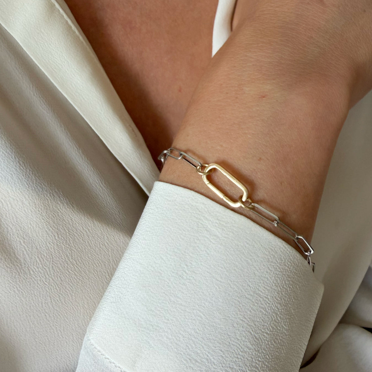 14K Two Tone Paperclip Chain Bracelet w/ Charm Holder 7.5"