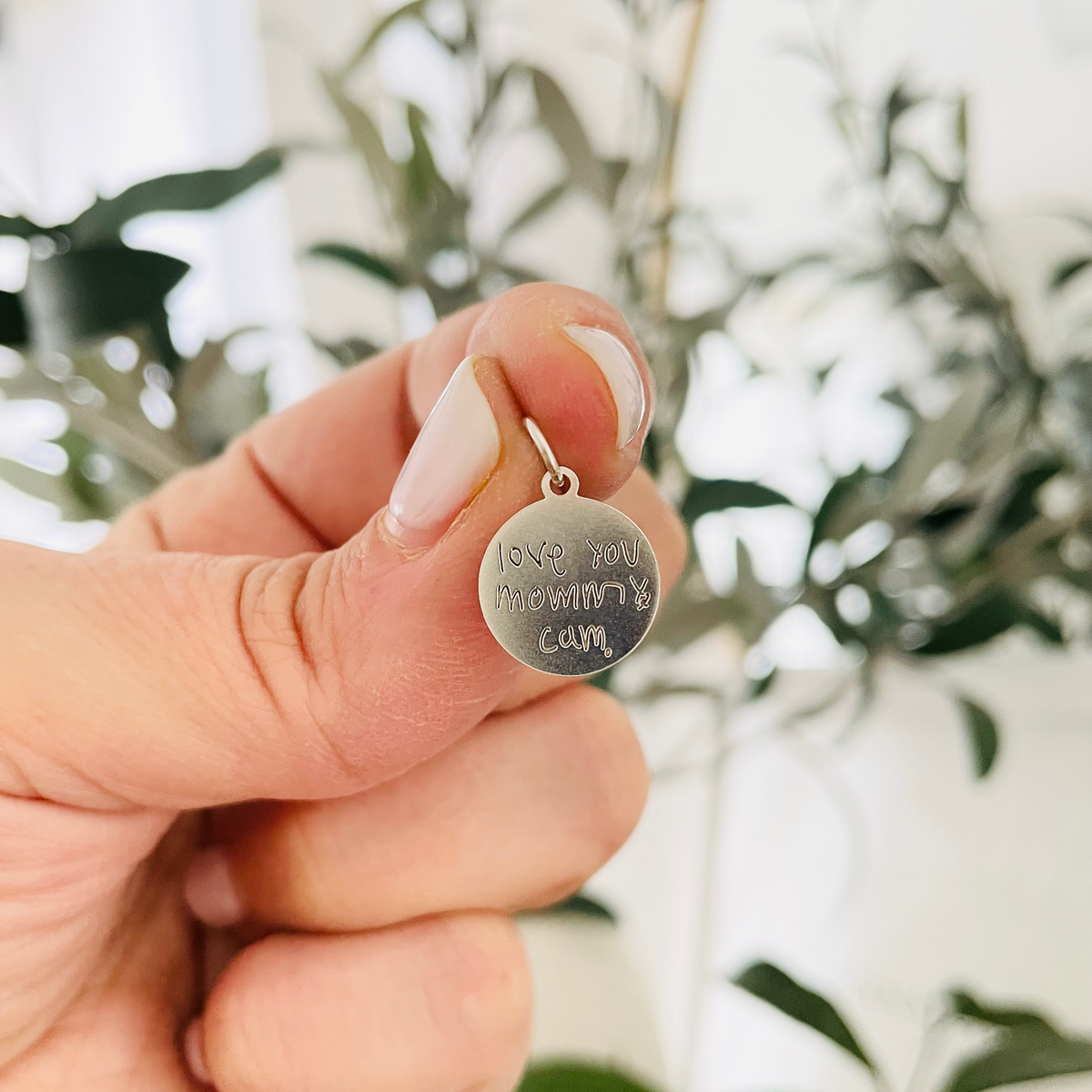 Personalized Medallion - Medium - Vana Chupp Studio